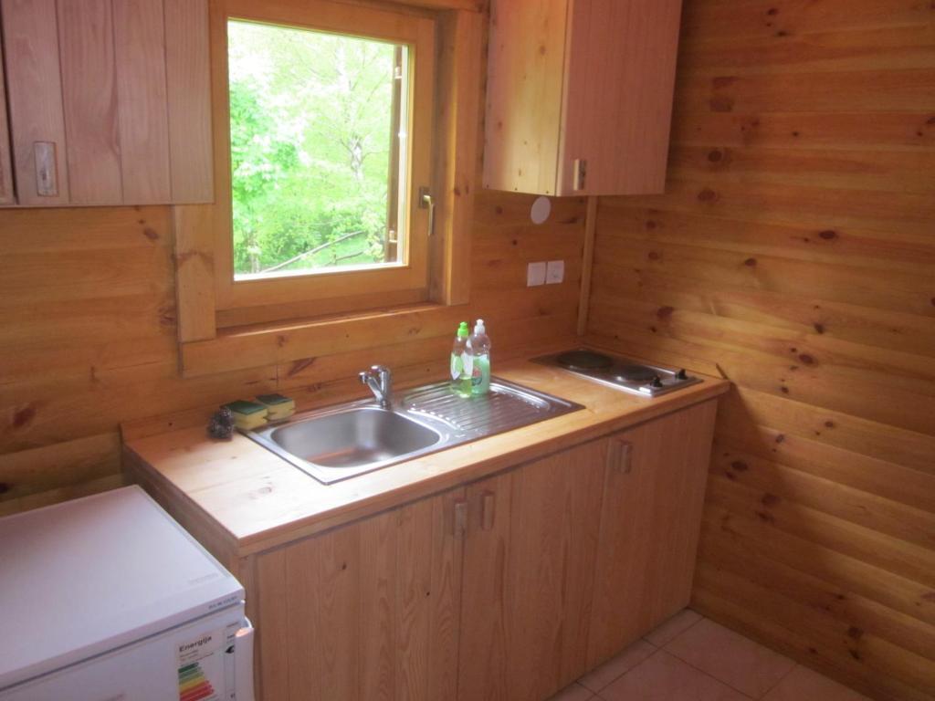 Chalets Zelena Vrata Fužine Oda fotoğraf